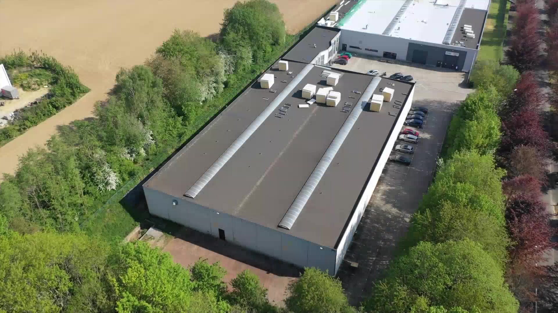Roof renovation on factory buidling