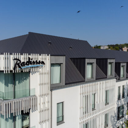 Hotel PARK INN – Radisson new roof