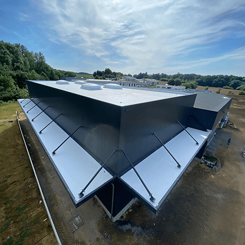 Isolation et étanchéité de la toiture du bâtiment Jonge