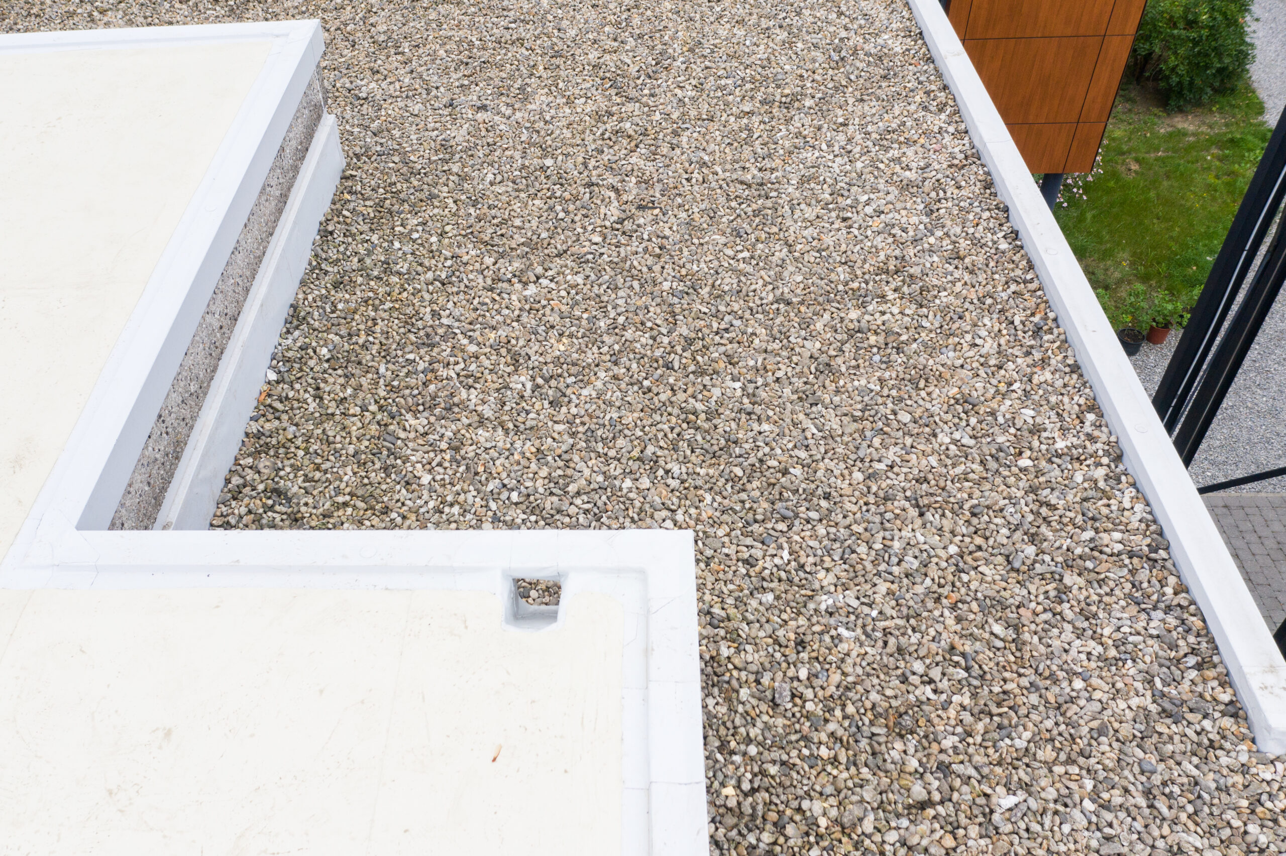 Solutions for ballasted (gravel) roofs 